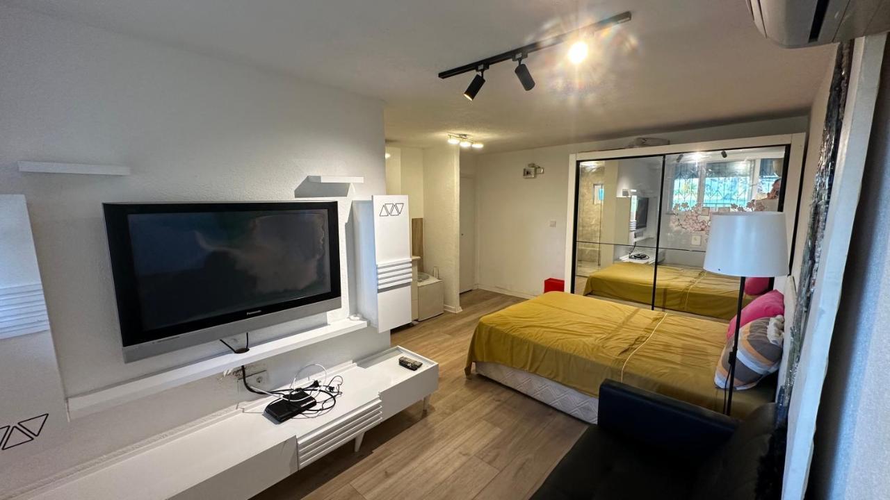 Apartament Flat Situated On Lara